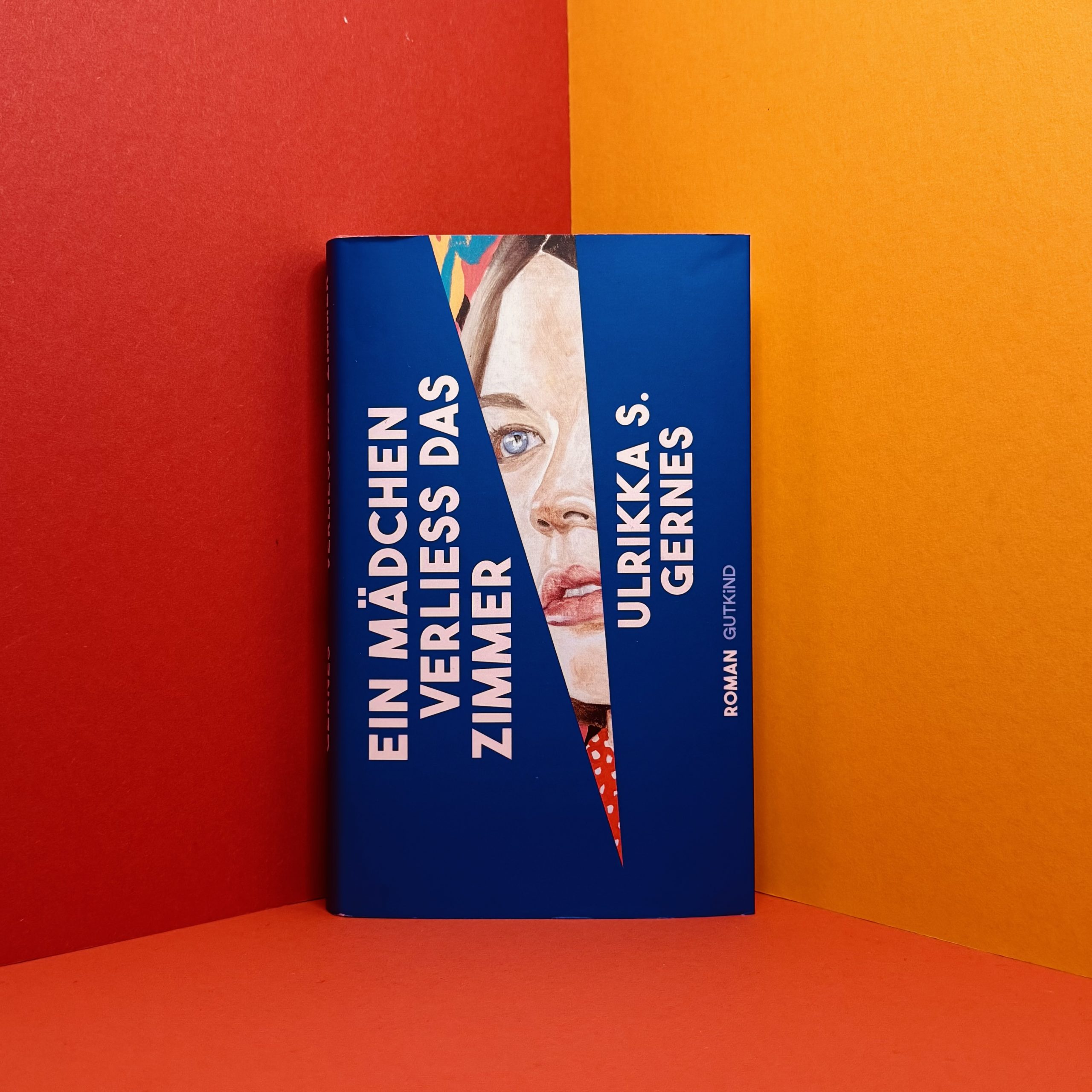 Ein Mädchen verließ das Zimmer Ulrikka Gernes